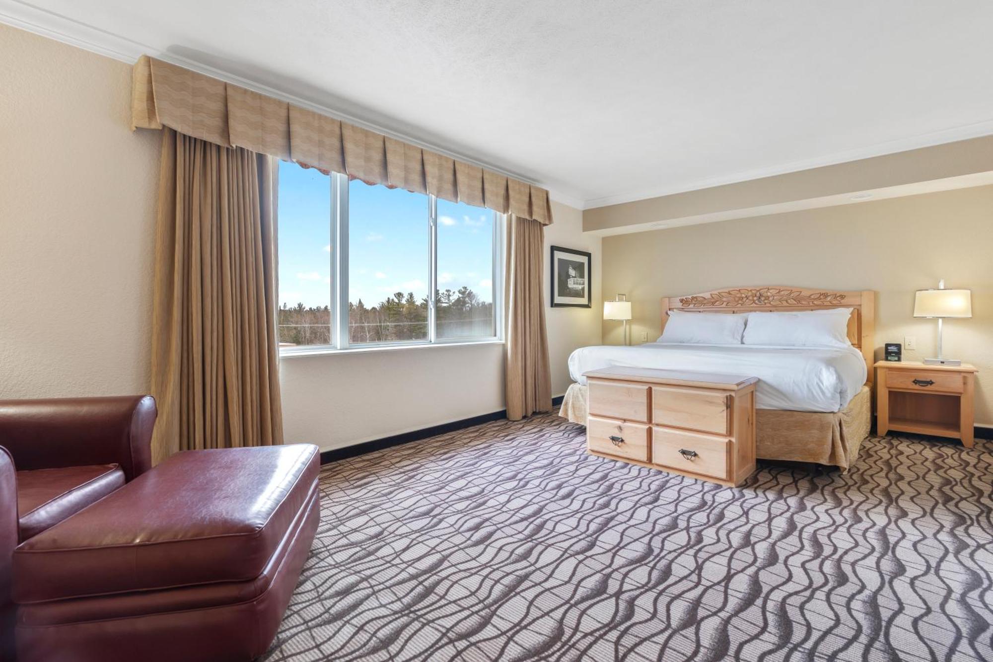 Cherry Tree Inn & Suites مدينة ترافيرز المظهر الخارجي الصورة